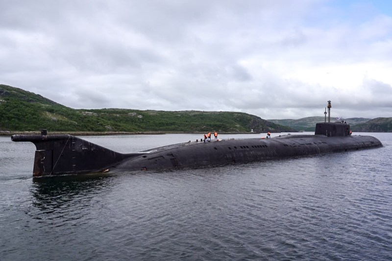 Rusia se confruntă cu pericolul amenințărilor nucleare după cutremurul puternic de 8,8 magnitudine afectând un nod naval strategic