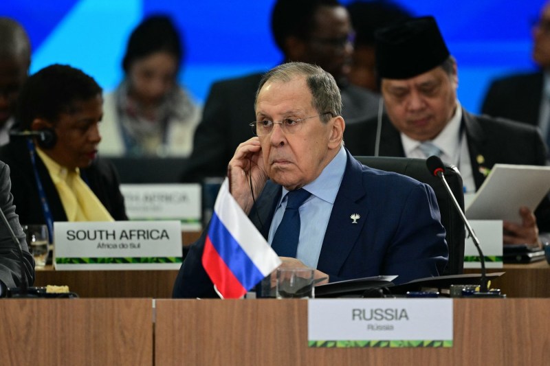 Serghei Lavrov expune cele două condiții ale Rusiei pentru un armistițiu cu Ucraina