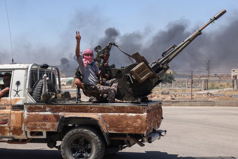 Siria și Israelul au semnat un armistițiu cu sprijinul Statelor Unite: „Îndemnăm druzii, beduinii și sunniții să depună armele” / Luptele continuă în Sweida