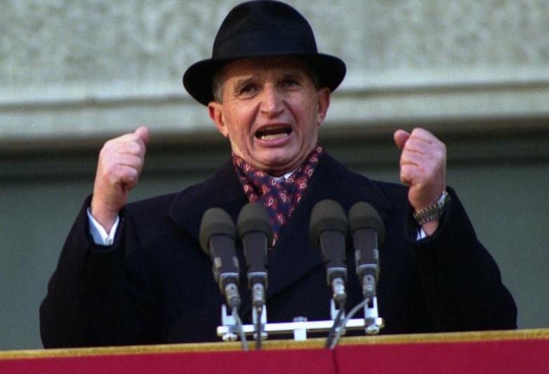 Sondaj INSCOP: Majoritatea românilor consideră că Ceaușescu a fost un lider competent