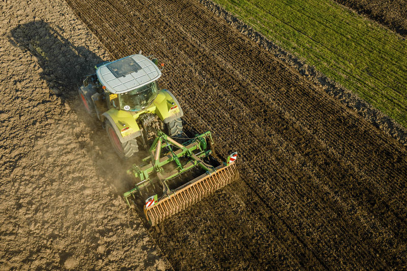 Sprijin financiar suplimentar pentru fermieri: 103 milioane de lei pentru motorina destinată agriculturii