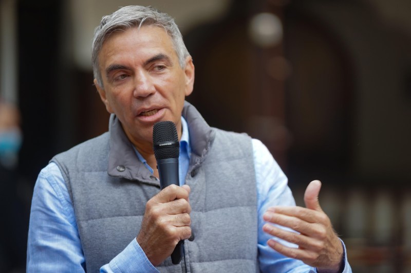 Susținătorii și criticii lui Dragoș Anastasiu: percepții și realități