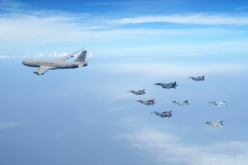 Thailanda închide frontiera cu Cambodgia și lansează un atac aerian cu un F-16: Cel puțin 9 persoane au pierit în conflictele inițiale