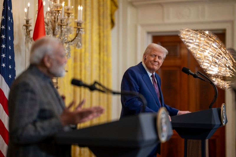 Trump impune tarife Indiei din cauza alianței cu Rusia pentru arme și energie