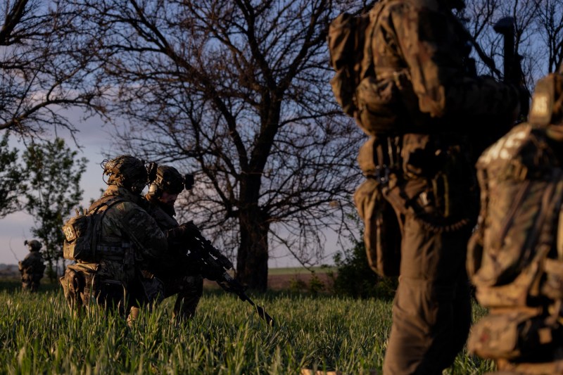 Un nou atac cu rachete al Rusiei lovește o bază militară ucraineană, soldându-se cu victime
