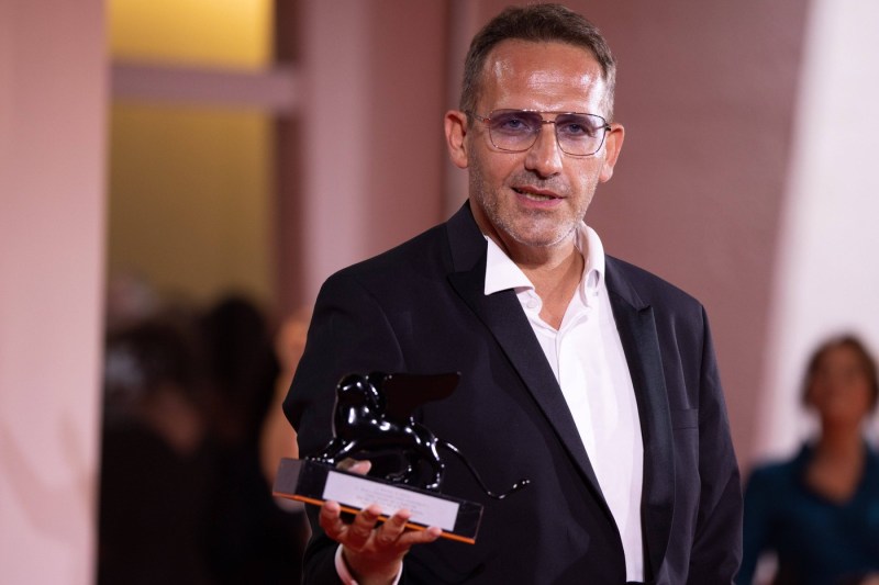 Un regizor român își face debutul la Hollywood: Cultura ca o reflecție a politicilor guvernamentale