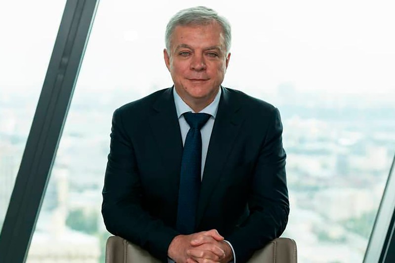 Vicepreședintele companiei naționale de transport petrol, decedat în urma unei căderi de la fereastră