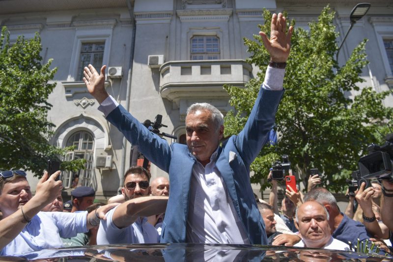 VIDEO Appel la „mobilizare generală” făcut de Călin Georgescu pentru sprijinirea victimelor inundațiilor. Vizită programată pe 1 august