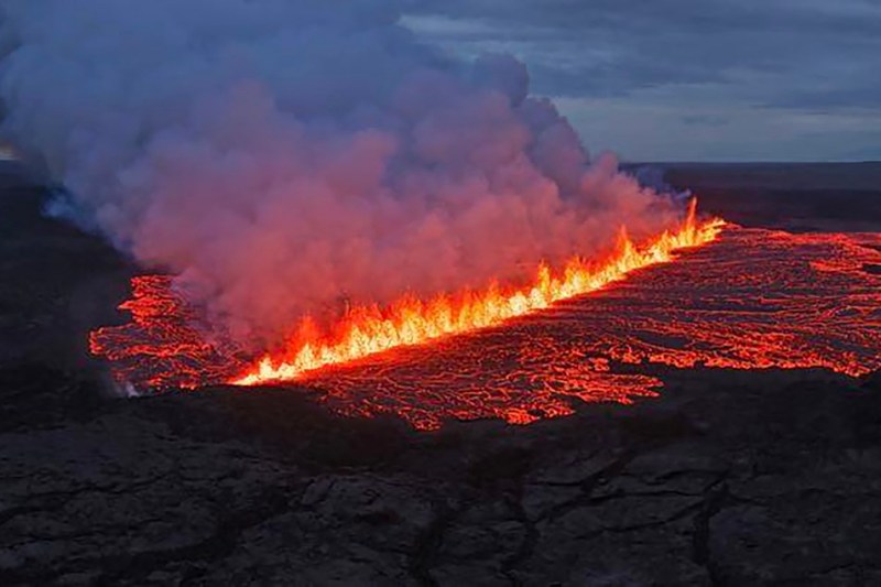 VIDEO Imagini uimitoare din timpul erupției vulcanice din Islanda, a noua în regiune în aproximativ un an și jumătate