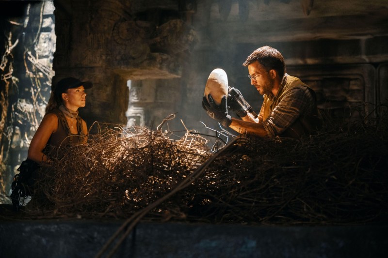 VIDEO: Noul film Jurassic Park s-a situat pe prima poziție în box office, conturându-se ca un mare succes al verii