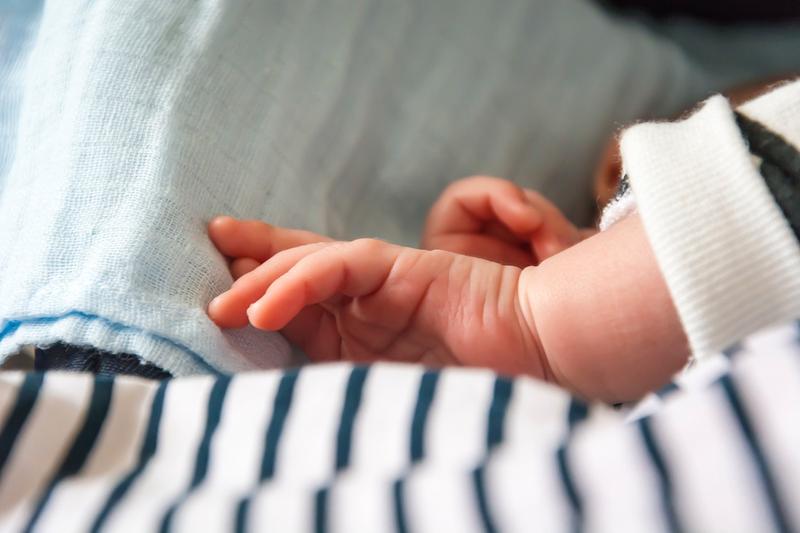 VIDEO Povestea emoționantă a familiei care a adus pe lume cel mai prematur copil la doar 21 de săptămâni