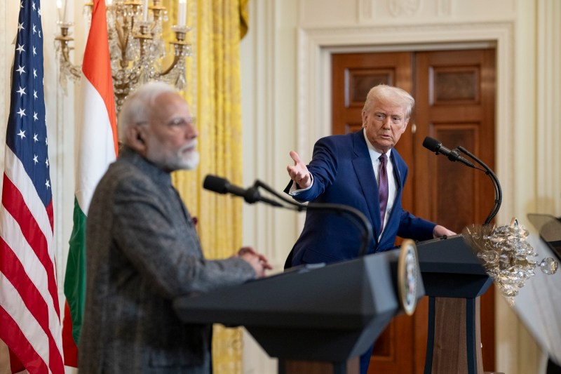 Acuzații dure la adresa Indiei pentru achizițiile de petrol rusesc, lansate de consilierul comercial al lui Donald Trump