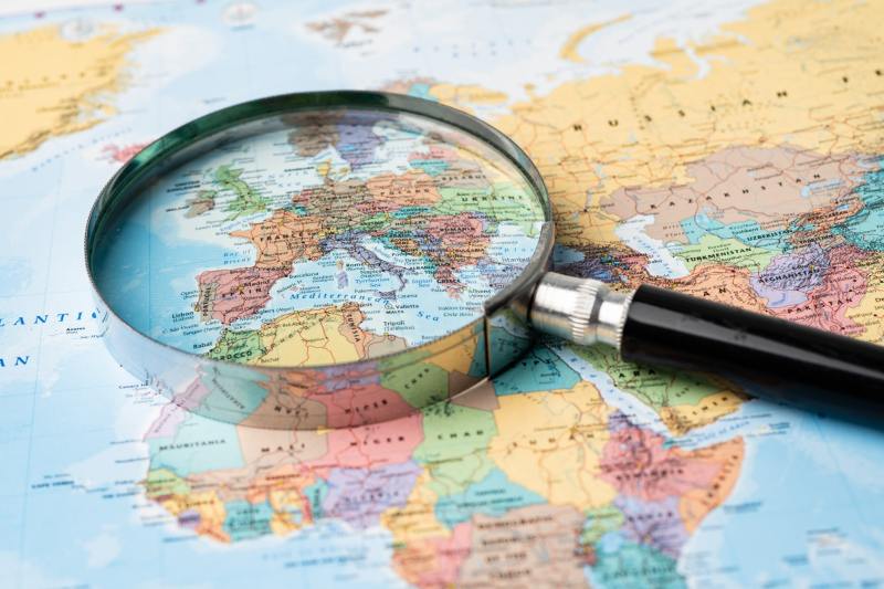 Africa prezentată în dimensiuni reduse pe hărți? Uniunea Africană cere corectarea reprezentării globale care amplifică în mod artificial Europa