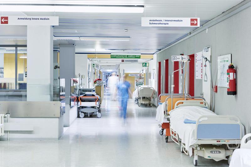 Botswana: spitalele intră în criză din cauza lipsei de medicamente esențiale, iar criza a fost amplificată de deciziile administrației americane.