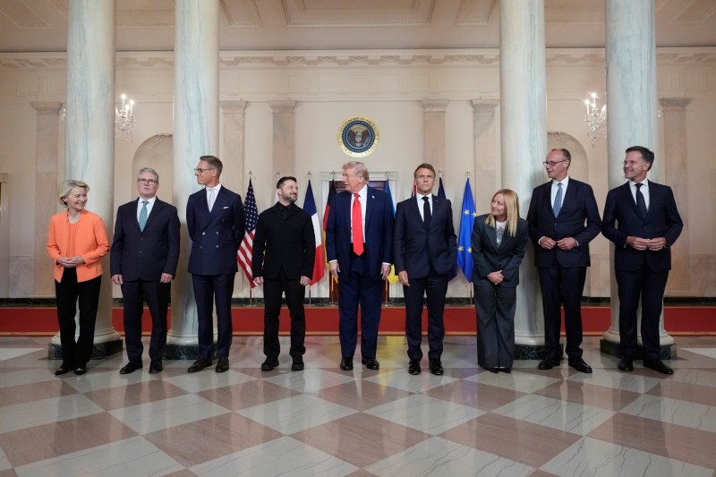 Coaliția de Voință se reunește marți alături de liderii UE, consolidând rezultatele discuțiilor de la Casa Albă, iar Nicușor Dan va participa la ambele întâlniri.