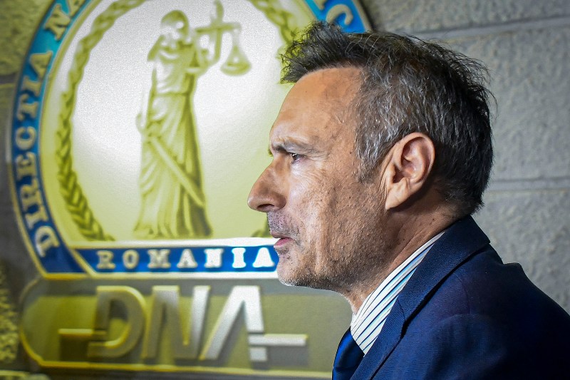 Coldea susține că șeful DNA vrea să transforme dosarul său de corupție într-un trofeu. Afirmațiile sale sunt prezentate ca fiind surprinzătoare.
