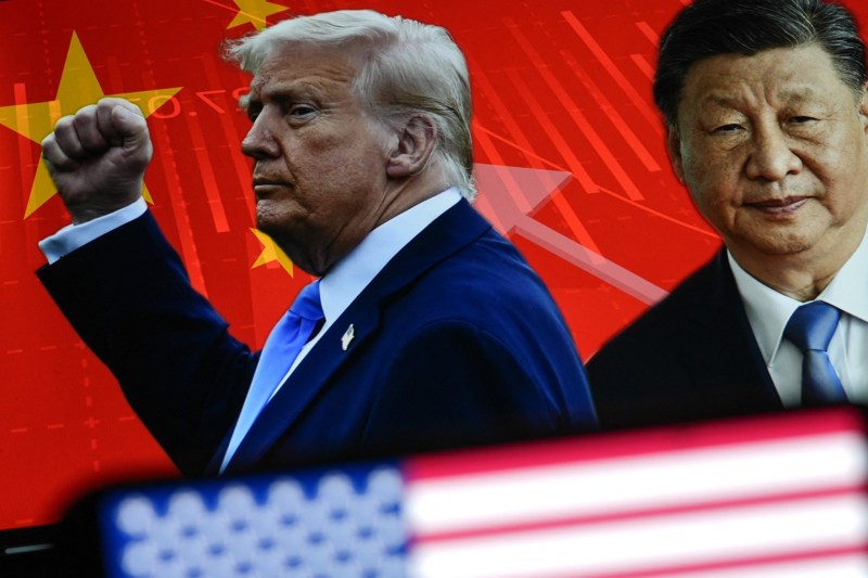Cu puțin timp înainte de expirarea armistițiului de război comercial cu China, Trump rămâne enigmatic asupra următoarei acțiuni: „Vom vedea”
