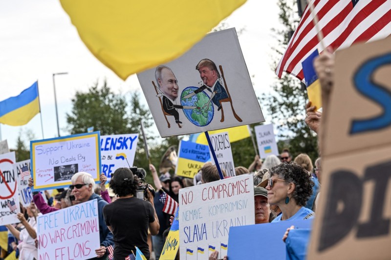 Cum privesc locuitorii din Alaska întâlnirea dintre Putin și Trump: proteste, opinii împărțite și așteptări contrare
