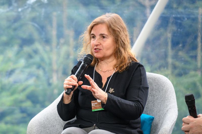 Daniela Rus: cinci întrebări despre românca care deține conducerea departamentului de robotică la una dintre cele mai prestigioase universități tehnologice din lume.