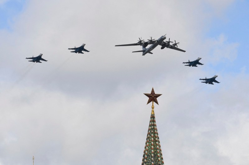 Două bombardiere strategice Tupolev Tu-95 au decolat în timpul unei întâlniri la Casa Albă aflate încă în desfășurare, după ce Trump l-a sunat pe Putin.