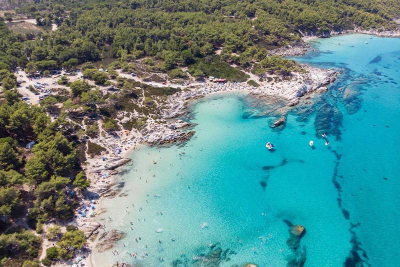 Grecia, noua Thailanda a Europei: turiștii se bucură de vacanțe de vis, în timp ce locuitorii devin tot mai nemulțumiți