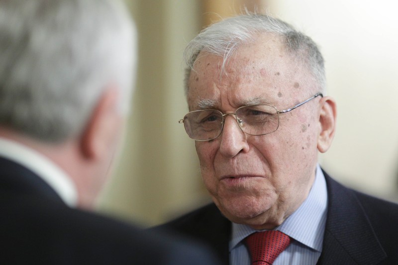 Guvernul începe pregătirile pentru funeraliile de stat ale fostului președinte Ion Iliescu