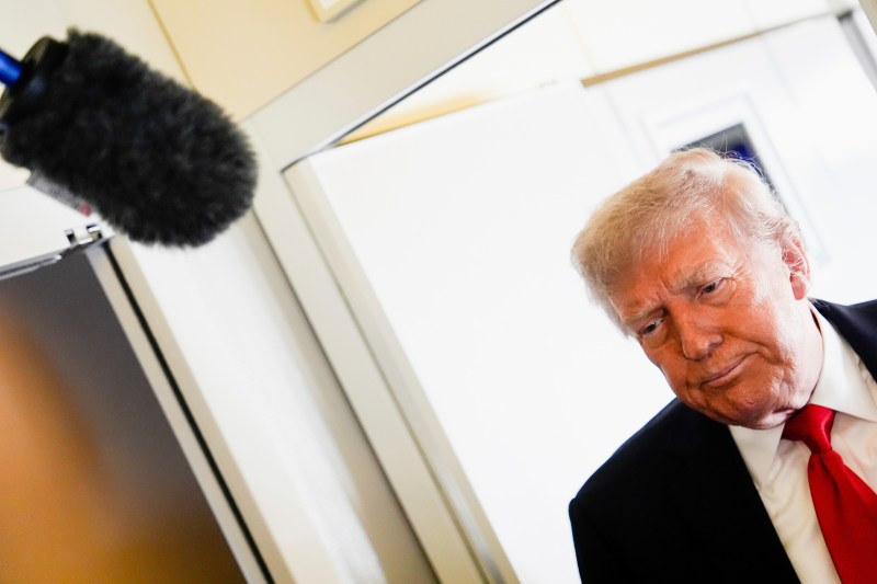 În urma summitului din Alaska, Donald Trump a refuzat să răspundă la o întrebare adresată de Fox News despre un punct discutat cu Putin.