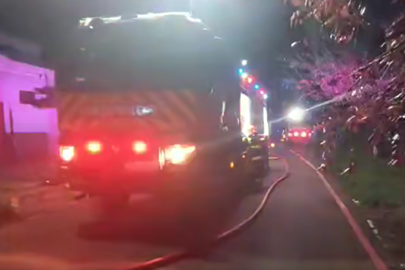 Incendiu devastator la fabrica de arme din Cugir: Pierderi de milioane de euro în cartușe