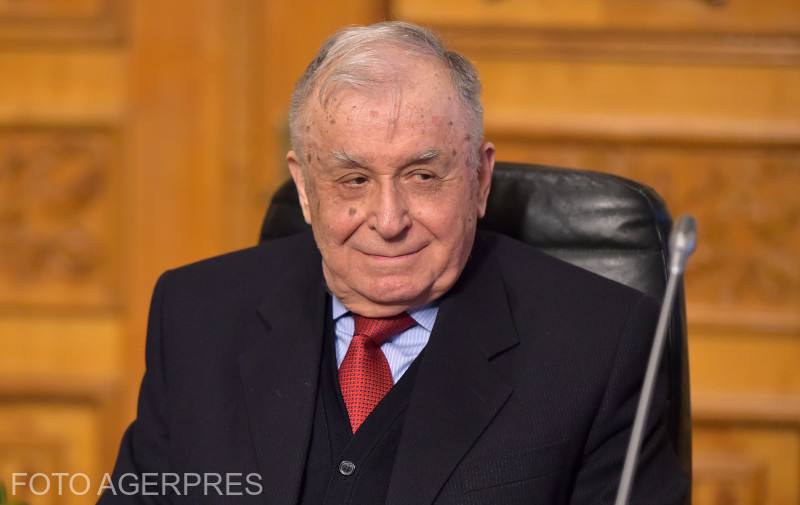 Ion Iliescu a indus în eroare: Conceptul de „democrație originală” este o iluzie, libertatea rămâne esențială