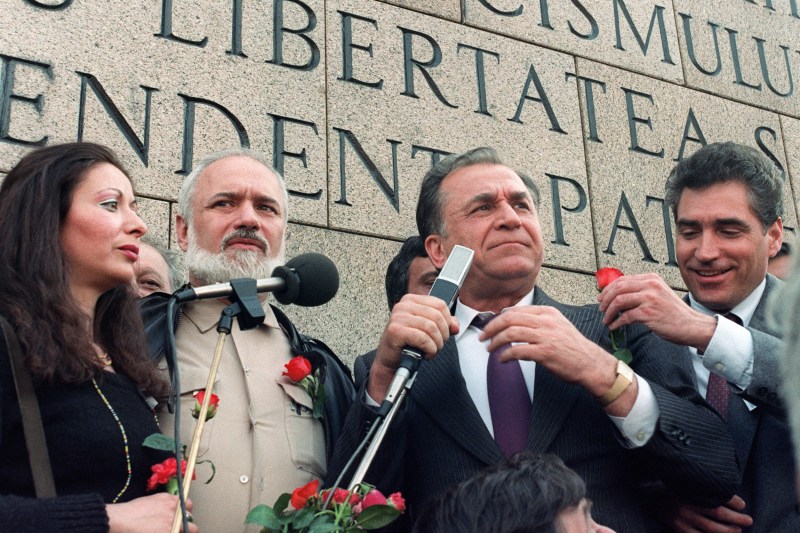 Ion Iliescu reflectă asupra greșelilor din perioada post-revoluționară: „Era inevitabil”