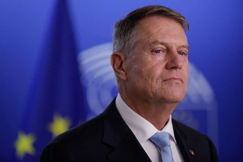 Klaus Iohannis a fost somat de ANAF pentru o datorie de ordinul milioanelor de lei.