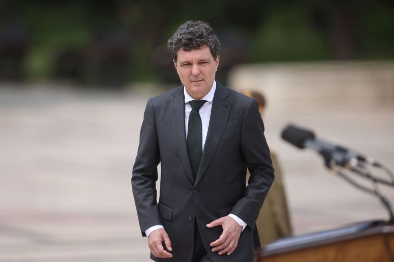 Nicușor Dan nu va participa la festivitățile Zilei Marinei din Constanța, iar ministrul Apărării explică că se află în concediu.