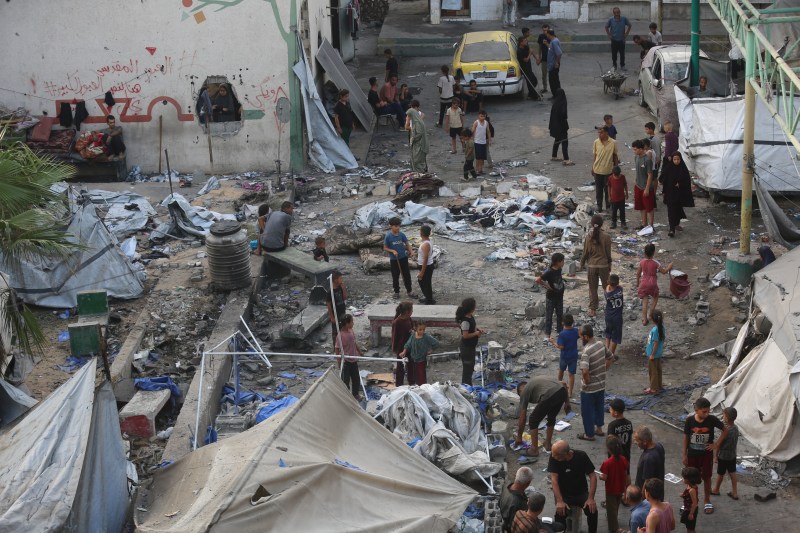 Nobel laureați în economie solicită premierului Netanyahu să oprească politicile care alimentează foametea în Gaza, propunând patru măsuri concrete.