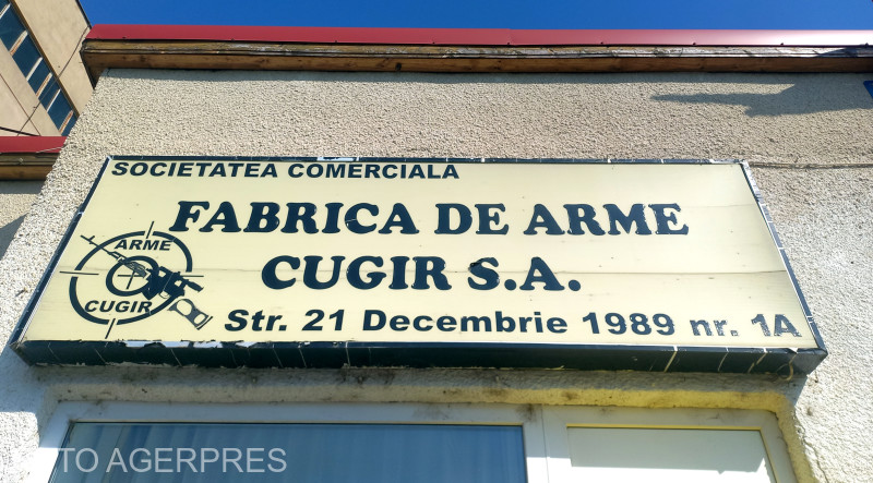 Pagubele incendiului de la fabrica de armament din Cugir și vizita ministrului Economiei la fața locului