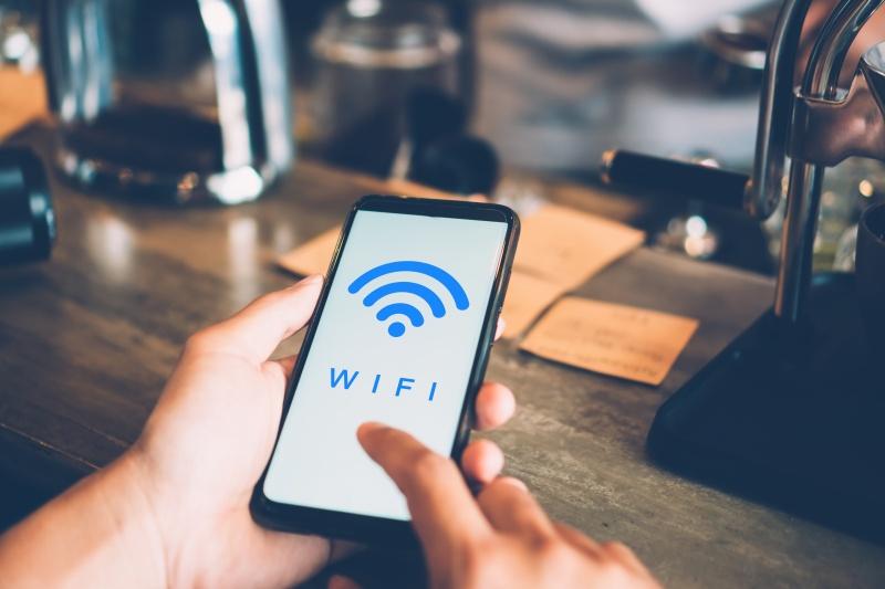 Problemele frecvente ale conexiunii Wi-Fi în trenurile europene și soluțiile exemplare adoptate de țări avansate
