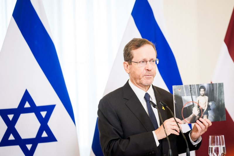 Proteste în Israel: Peste 30 de manifestanți reținuți; forțele de ordine folosesc tunuri cu apă în vecinătatea Ierusalimului, în contextul intervenției președintelui.