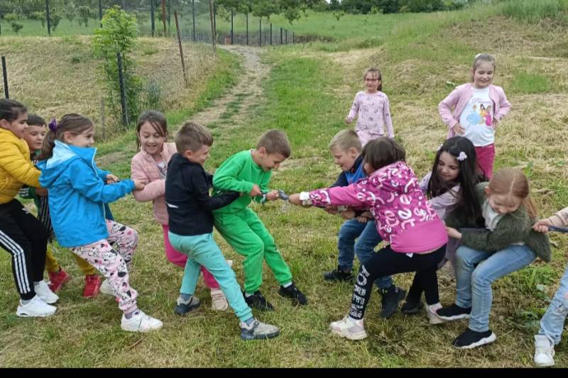 Relatări de la Rediu: Opinia unui elev după declarațiile controversate ale primarului local