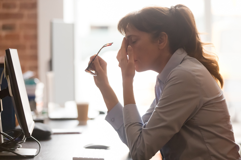 Sindromul post-COVID: o problemă globală cu simptome potențial severe, asemănătoare Parkinsonului și AVC-ului, avertizează specialiști.