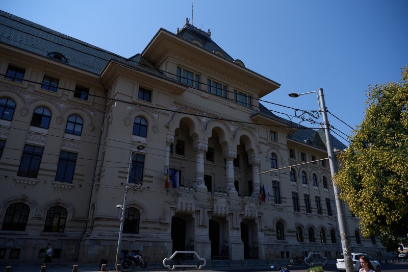 Sondaj despre Primăria Capitalei indică două candidaturi cu șanse egale și o luptă strânsă pentru locul al treilea.