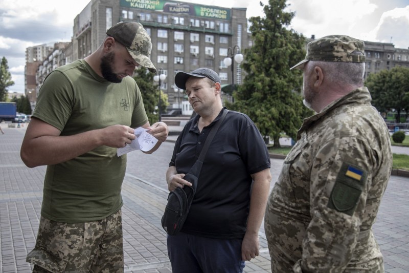 Strategia Ucrainei de a combate propaganda rusă prin utilizarea camerelor video corporale