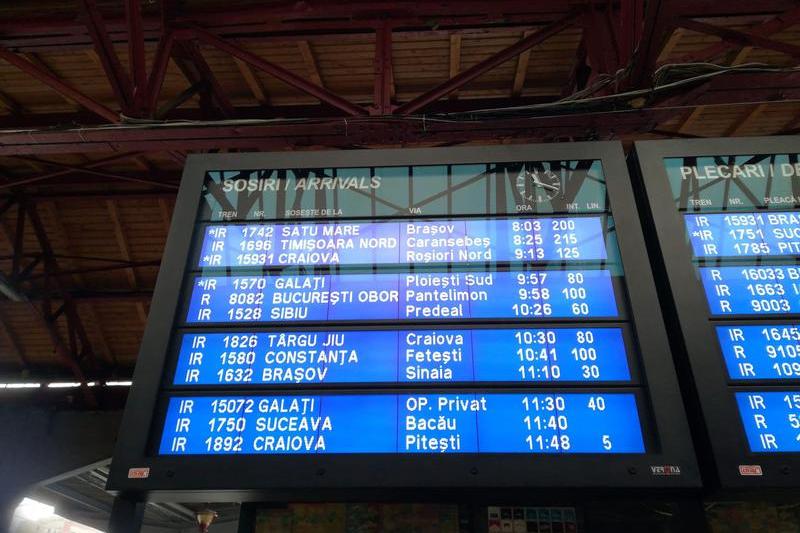 Trafic feroviar afectat spre și dinspre litoral; trenuri înregistrând întârzieri de sute de minute