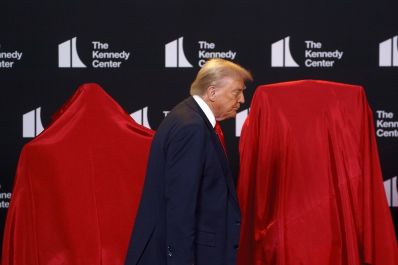 Trump explică ce va face mâine dacă întâlnirea cu Putin nu decurge bine