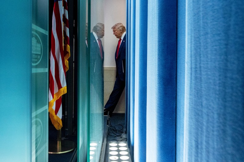 Trump face anunțuri despre summitul cu Putin: O lovitură pentru Zelenski: „Îl voi contacta”