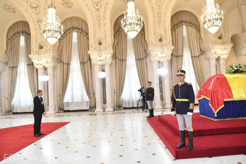 Un critic declarat al lui Ion Iliescu se implică în controversa dintre USR și PSD după moartea fostului lider. „Este problema majoră a coaliției”