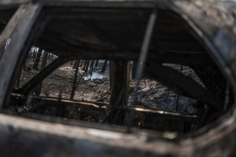 Un incendiu de amploare a transformat 64.000 de hectare în scrum într-o țară europeană, în timp ce peste o mie de pompieri au fost mobilizați la fața locului.