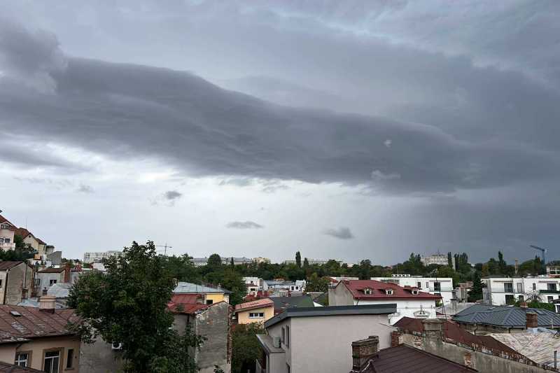Vreme instabilă în București, conform prognozei meteorologice