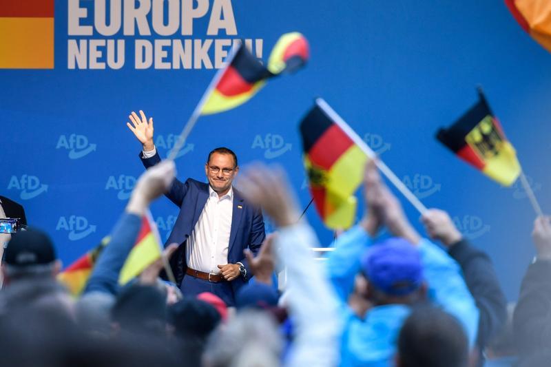 AfD își extinde influența în vestul Germaniei, iar extrema dreaptă a înregistrat un câștig triplu în landul cel mai populat.