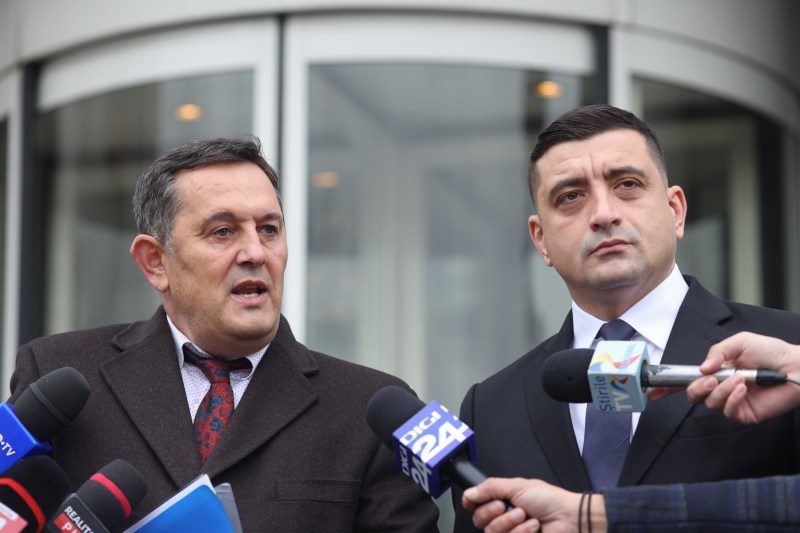 Angajații ANCOM au ales să fie reprezentați juridic de avocatul Gheorghe Piperea, europarlamentat AUR, într-un demers critic la adresa instituției, în cadrul unei moțiuni care îl acuză de corupție și de capturarea clientelei politice.