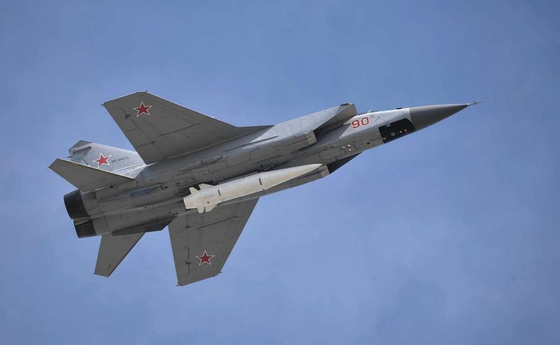 Avioane de luptă rusești echipate cu rachete hipersonice Kinjal au efectuat zboruri peste Marea Barents în timpul exercițiului Zapad.