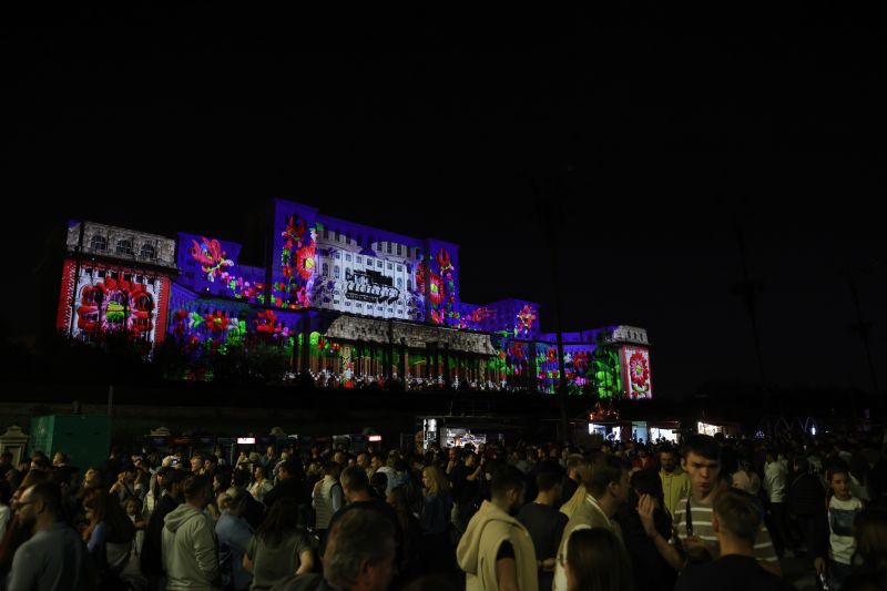 Când se va desfășura iMapp Bucharest 2025? Un spectacol de lumini și proiecții în Piața Constituției